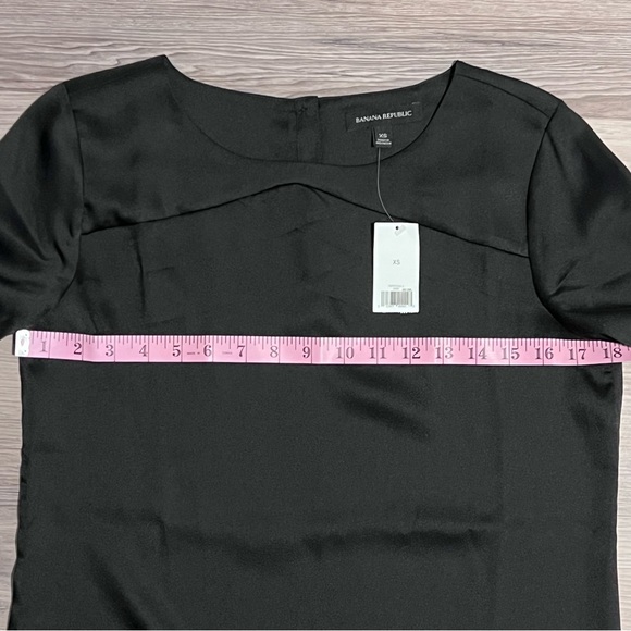 Banana Republic Elegant Black Women's Top - Picture 7 of 9